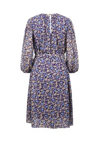 Blumenmusterkleid mit lila, blauen und gelben Mustern, langen Puffärmeln, gerafftem Rücken, Gürteldetail an der Taille und einem Schlitz am Hals.