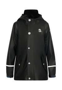 Juodas vandeniui atsparus striukė su gaubtu, baltais snap mygtukais, dviem šoninėmis kišenėmis ir atspindinčiais akcentais ant rankovių.