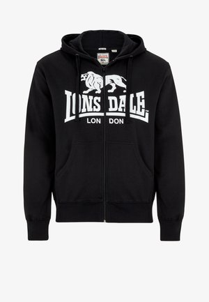 Czarna bluza zapinana na zamek, wykonana z bawełny, z sznurkami, przednimi kieszeniami oraz białym logo "LONSDALE" z graficznym wizerunkiem lwa na klatce piersiowej.