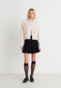 Vero Moda VMAPPLE ONECK  - Bomberjacka - birch