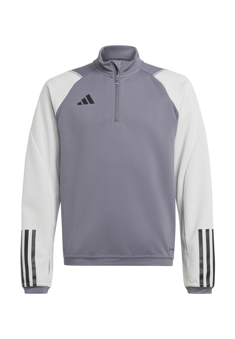 Grijze en witte sportpullover met een kwart rits, ribgebreide manchetten, zwarte drie-strepen op de mouwen en een klein logo op de borst.
