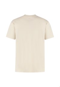Beige katoenen t-shirt met korte mouwen, ronde hals en een soepele textuur. Heeft een klein logobrandje aan de achterkant, dichtbij de hals.