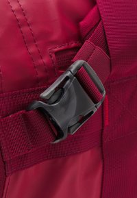 The North Face BASE CAMP VOYAGER DUFFEL 42L UNISEX - Holdall - beetroot/red
