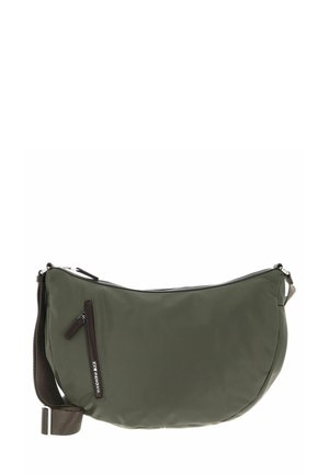 Sac à épaule en matériau synthétique vert, de forme incurvée, avec fermeture zippée et poche latérale. Sangle brune réglable pour le transport.