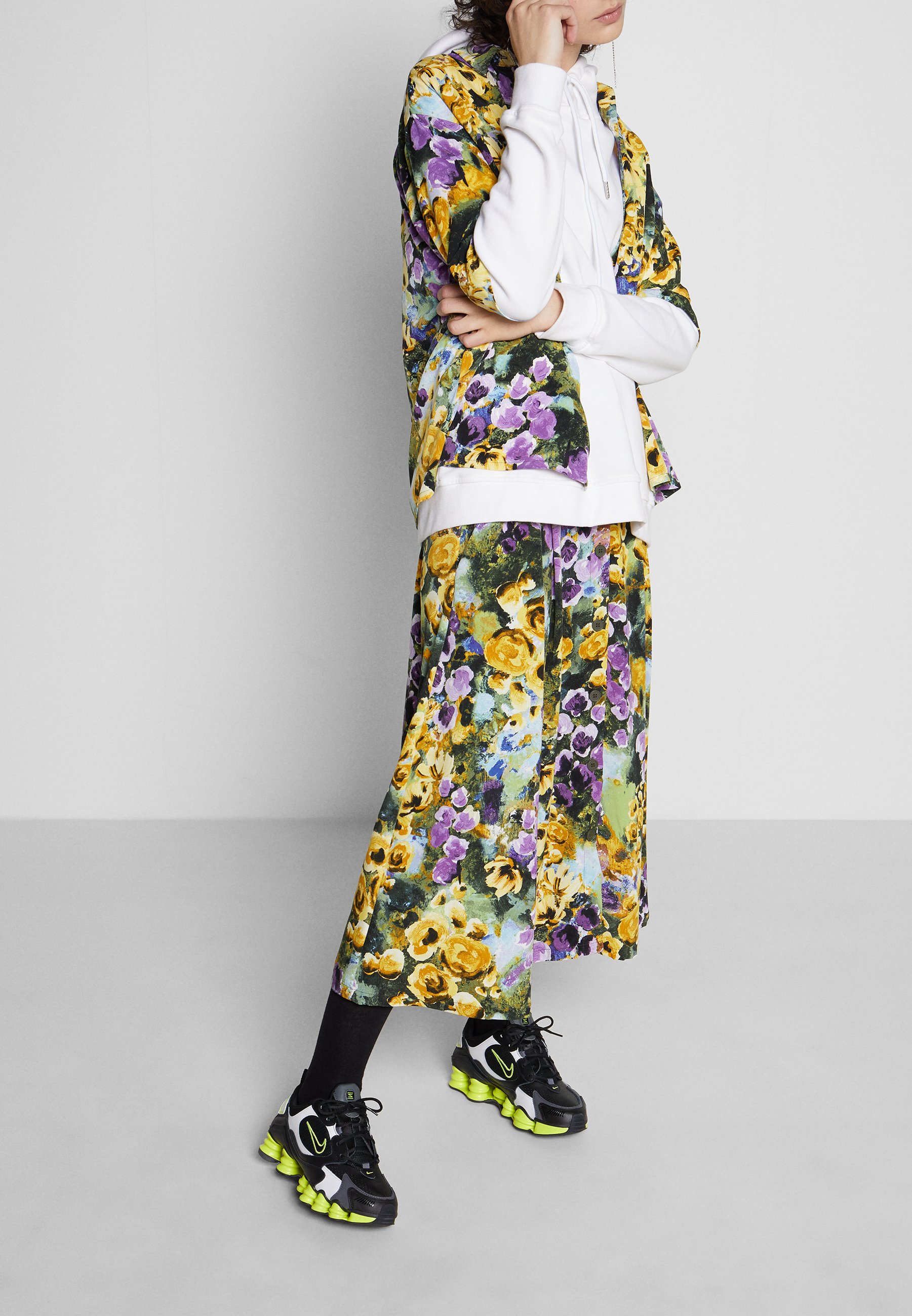 nike shox tl nova black