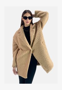 Niet geselecteerd, beige