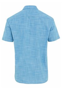Lichtblauw shirt met korte mouwen en een subtiel textuurpatroon. Heeft een klassieke kraag en een rechte zoom, gemaakt van ademende stof.