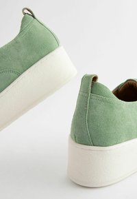 Next SIGNATURE - Sneaker low - green