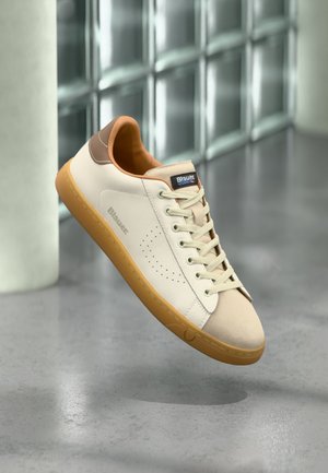 Blauer LOWELL01 - Športni copati - cream/brown