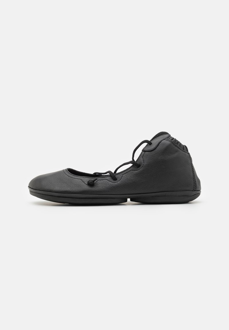 Camper - RIGHT NINA - Ballerines à brides - black, Agrandir