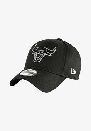 Cappellino da baseball nero regolabile con logo dei Chicago Bulls ricamato bianco e logo New Era sul lato.
