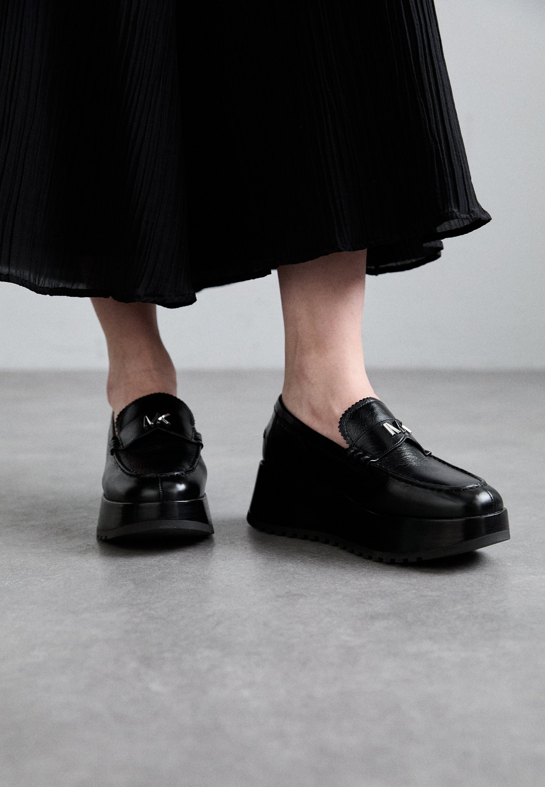 MICHAEL Michael Kors INDY FLATFORM LOAFER - Keilpumps