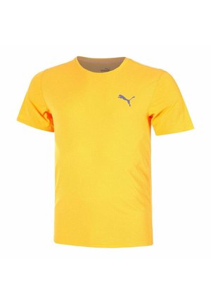 Camiseta amarilla de manga corta hecha de tela texturizada, con un logo gris de Puma en el lado izquierdo del pecho. Diseño de cuello redondo.