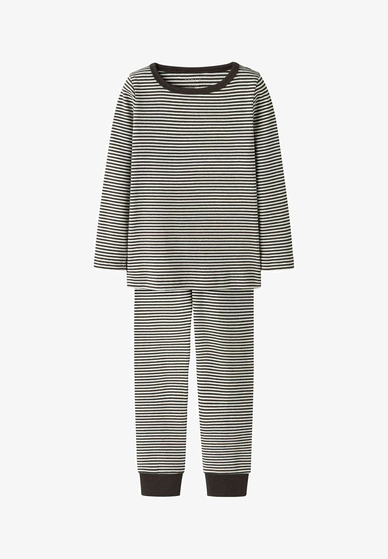 Braun- und weiß geringeltes langärmliges Oberteil und passender Hosenanzug mit dunkelbraunen Bündchen und Kragen.