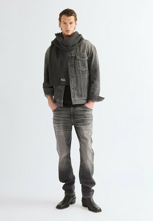 Wrangler, - Szal