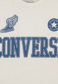 Converse T-shirts med print - egret