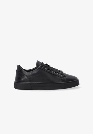 VENEZIA SNEAKERS czarny