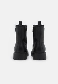 Tommy Jeans Bottines à lacets - black