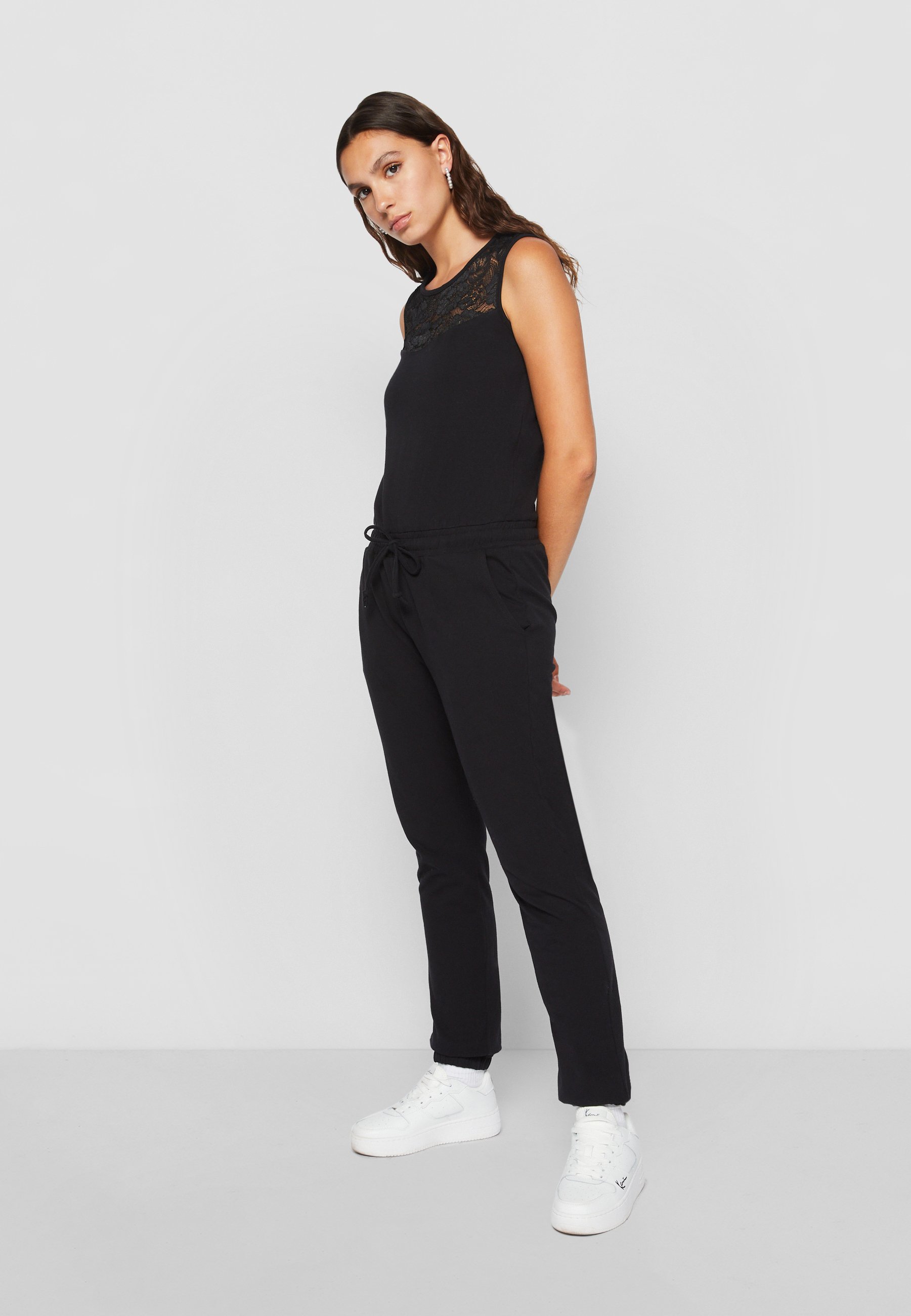 Urban Classics Tuta Lunga Donna Senza Maniche In Modal Jersey - Vita Elastica Con Coulisse, Nero