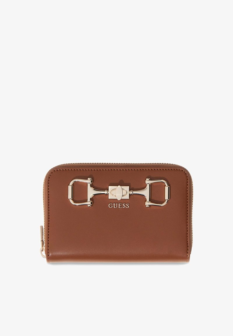 Portefeuille marron en cuir avec fermeture éclair sur tout le tour, détail mors de cheval doré et logo GUESS sur le devant.