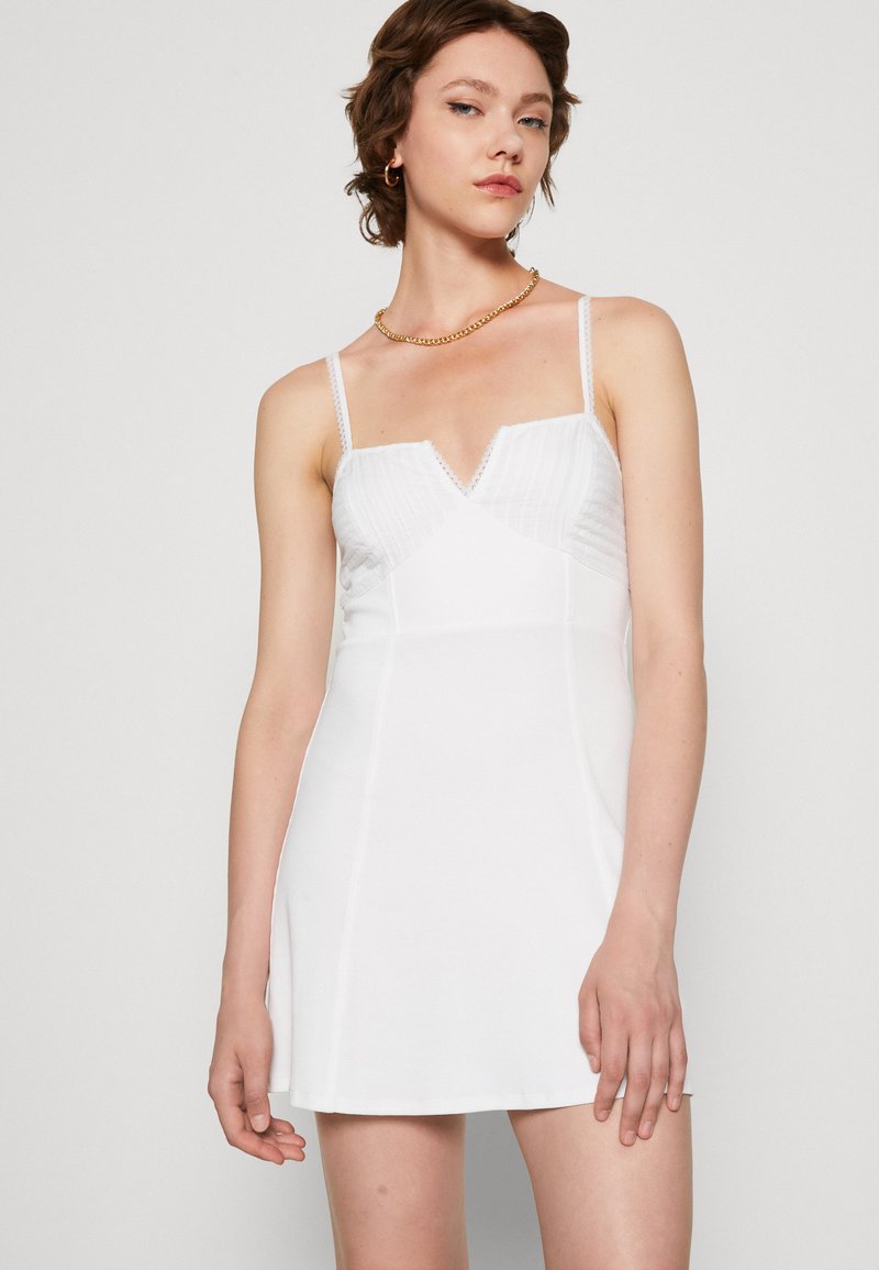 American Eagle PINTUCK BUST SLIM MINI - Jersey dress - white - Zalando.ie
