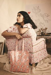 Cath Kidston Velika torba - red pink cupids