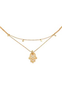 Guldkæde med Hamsa-hånd vedhæng, prydet med klare krystaller. Vedhænget har detaljerede designs og en poleret overflade.