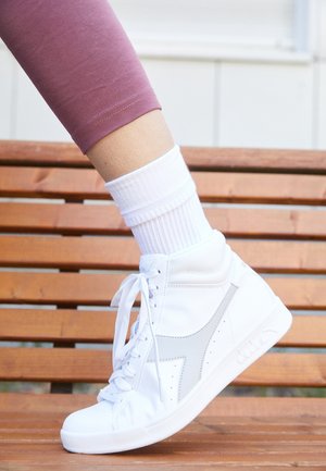 Zapatillas altas - white