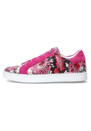 Trainers - pink