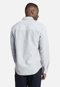 Redefined Rebel ELIO - Vapaa-ajan kauluspaita - dark green/white