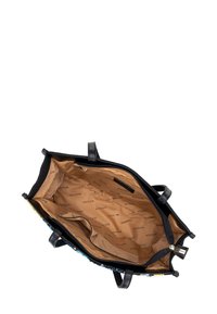 Borsa a tracolla nera con manici doppi, con un interno beige caratterizzato da un logo impressa e una tasca con zip. L'esterno presenta accenti floreali colorati.