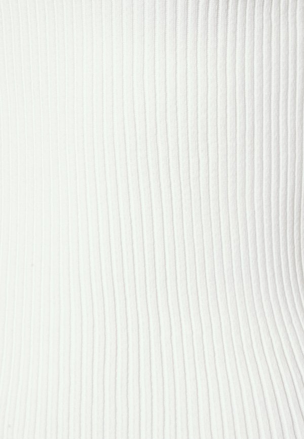 ONLLEELO BACK  - Top - eggnog3