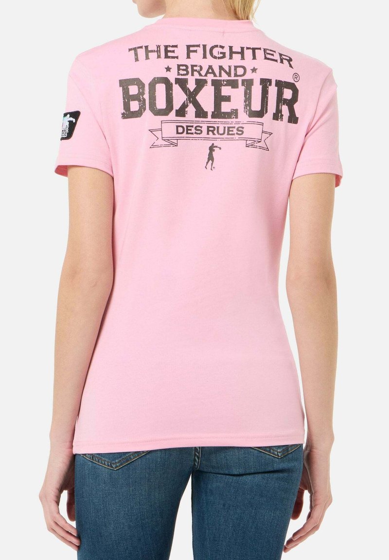 Maglietta Boxer Donna - Tutte le Donne Nascono Uguali ma solo le migliori hanno un Boxer - Tshirt Boxer Donna - Idea Regalo Donna - T-shirteria