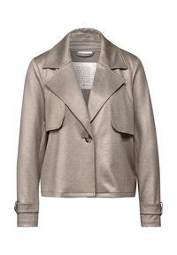 Jasnoszara kurtka z ekoskóry w wzór w jodełkę, z dużymi klapami, pojedynczym zapięciem na guzik oraz regulowanymi paskami na mankietach.