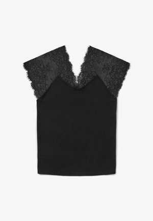 Top nero senza maniche con scollatura a V, caratterizzato da dettagli in pizzo sulle spalle, realizzato in tessuto morbido con una texture liscia.