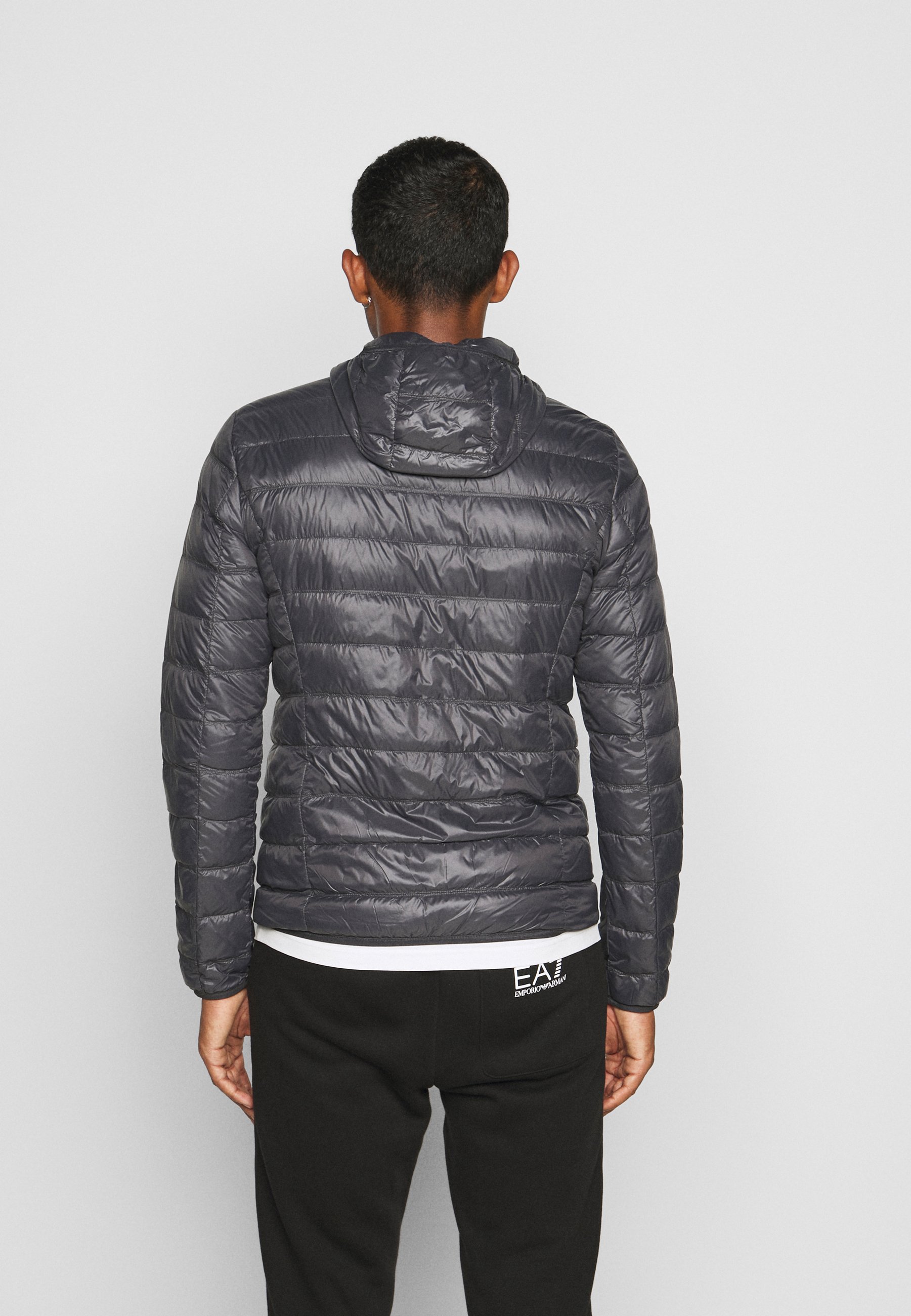 ea7 anthracite jacket