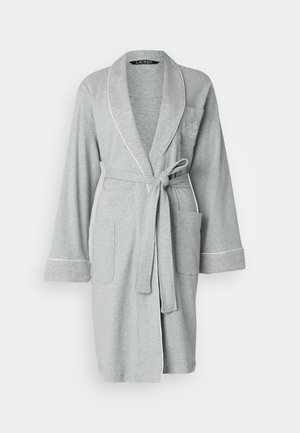 Peignoir en coton gris avec des manches longues, ceinture à nouer, poches latérales et un passepoil blanc le long du col, des poignets et de l'ouverture avant.