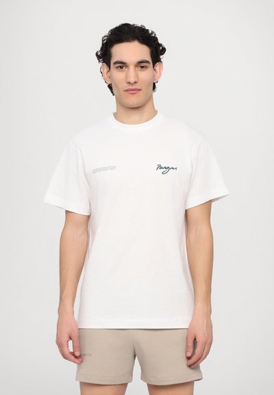 PANGAIA ONE FOREST GRAPHIC UNISEX - Tričko s potlačou - off white