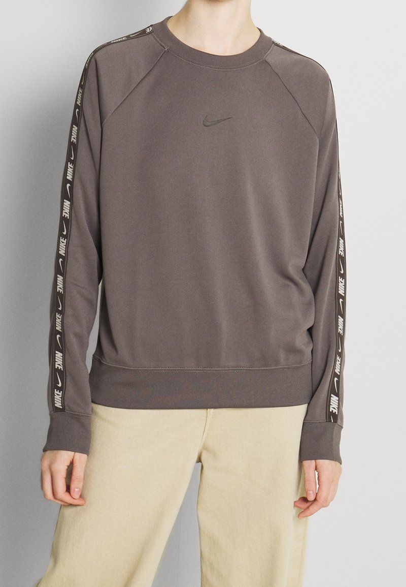 Nike Sportswear Sweatshirt - grey