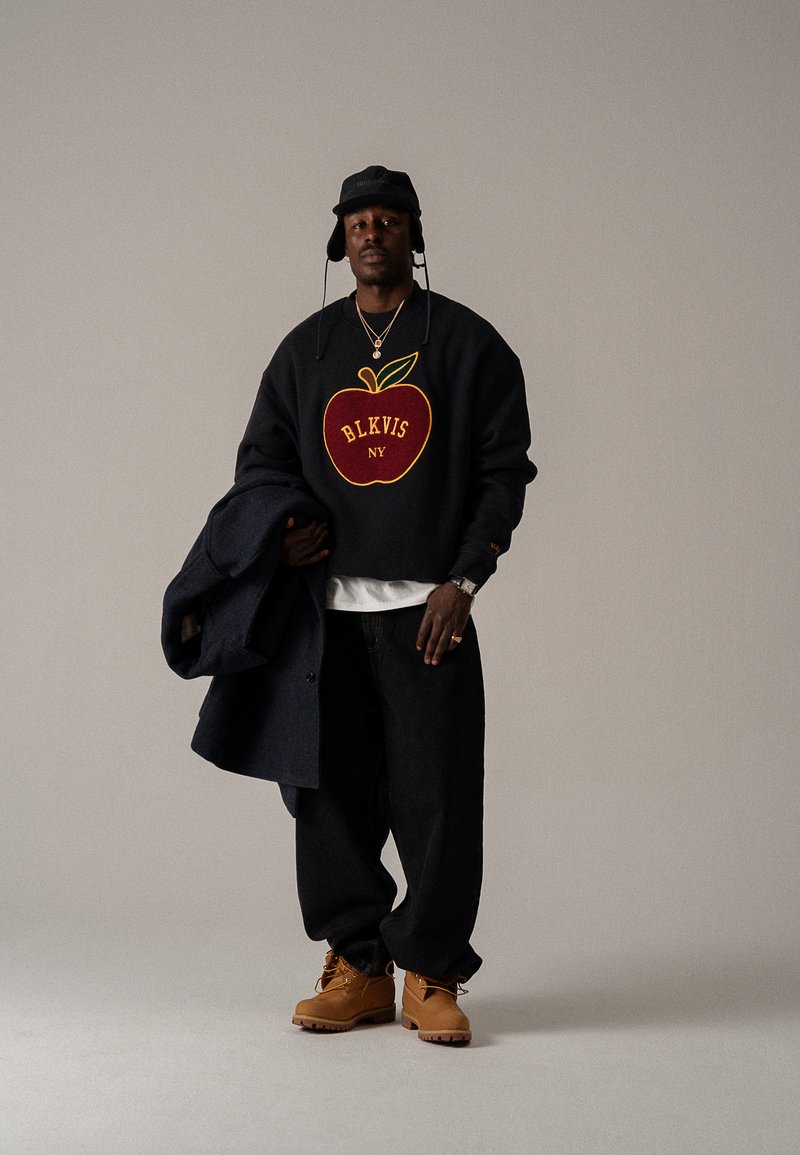 BLKVIS BIG APPLE CREWNECK - Mikina - black