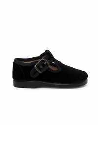 Scarpa in velluto nero con punta arrotondata, fascia elasticizzata e fibbia decorativa. Presenta una suola solida in gomma nera e un morbido rivestimento interno.