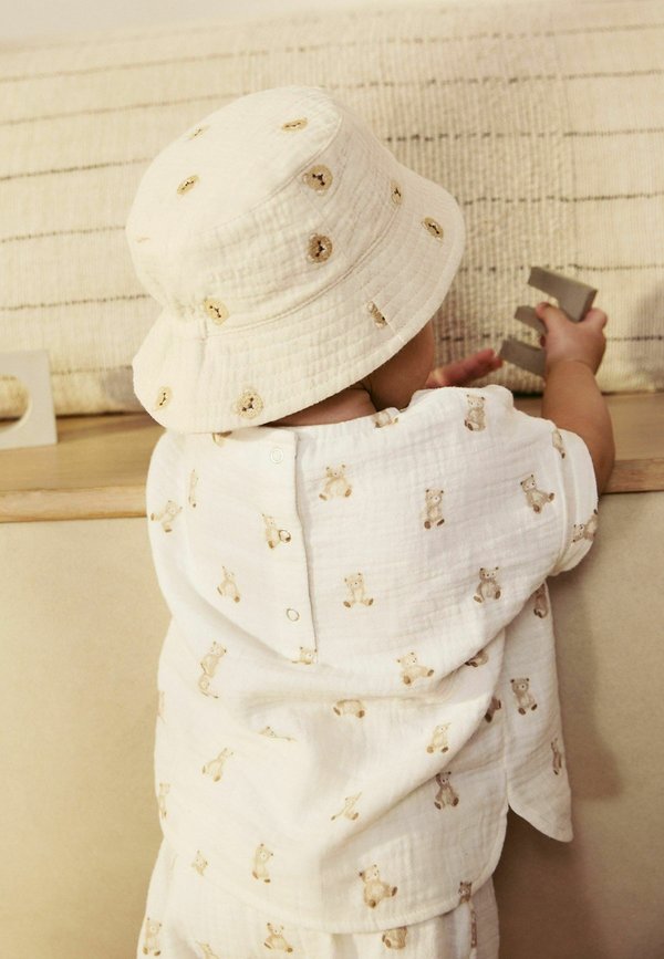 BUCKET 2 PACK – Hut