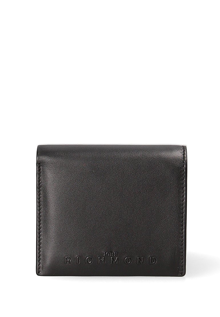 Portafoglio in pelle nera con forma rettangolare, caratterizzato da nome del marchio in rilievo sulla parte anteriore e texture liscia. Design compatto per una facile maneggiabilità.