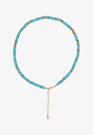 Turkoois en gouden kralen chokerketting met karabijnsluiting en verstelbare ketting op een witte achtergrond.