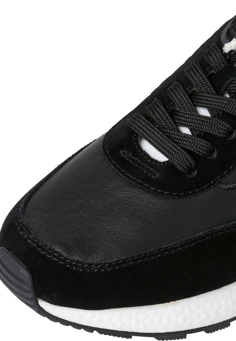 Damen Sneaker low | Tamaris FASHLETICS Sneaker low black/schwarz - CP75429 Damen Sneaker low | Tamaris FASHLETICS Sneaker low black/schwarz - CP75429