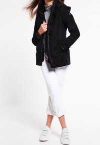 Gipsy by Mauritius Abrigo corto - black