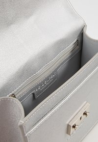 Seidenfelt Borsa a tracolla - silver-coloured