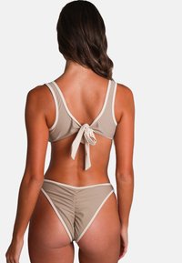 Moda Minx Bikinitop - stone