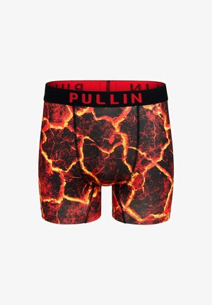 Shorts de boxeur avec un motif de lave ardente en rouge et noir, dotés d'une taille noire marquée "PULLIN" en lettres rouges.