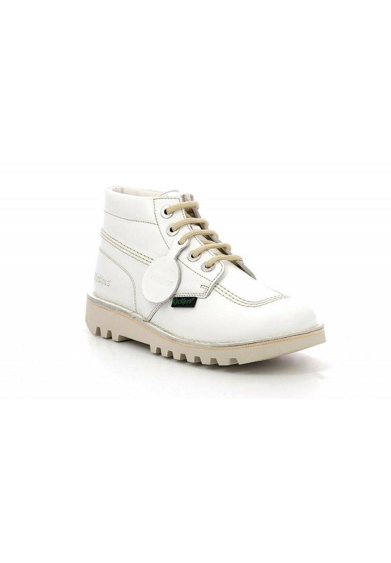 Weiße Leder-Ankle-Boots mit beigen Akzenten, runder Kappe, kontrastierendem Nähen und gerillter Gummisohle. Mit Metallösen und Logotag ausgestattet.